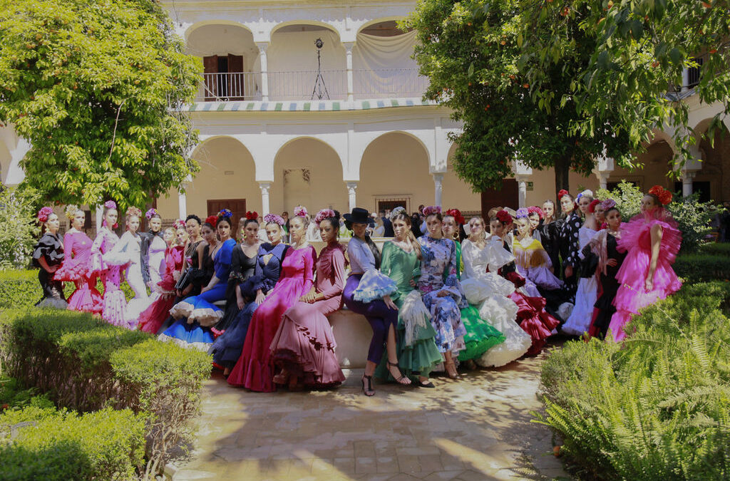 PREMIER LUNAR 2022: GALERÍAS DE IMÁGENES DE LOS TRAJES DE FLAMENCA DE LOS ALUMNOS DE ESSDM